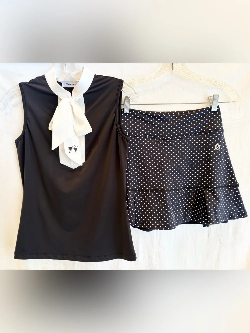 CHAMULE Black Sleeveless Top XS & DONA JO Black Dot Pickleball Skort 1 XS